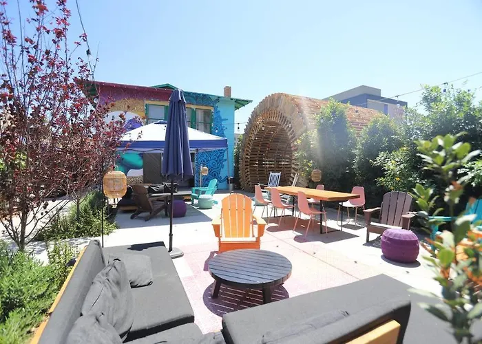 Efficient Micro Living In Dtph Apartamento *